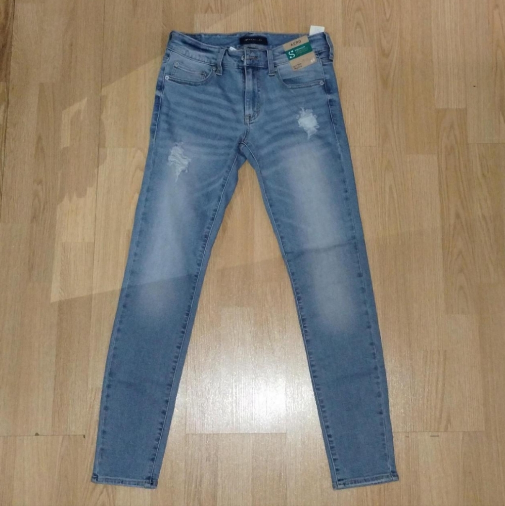 Low-Rise Jeggings